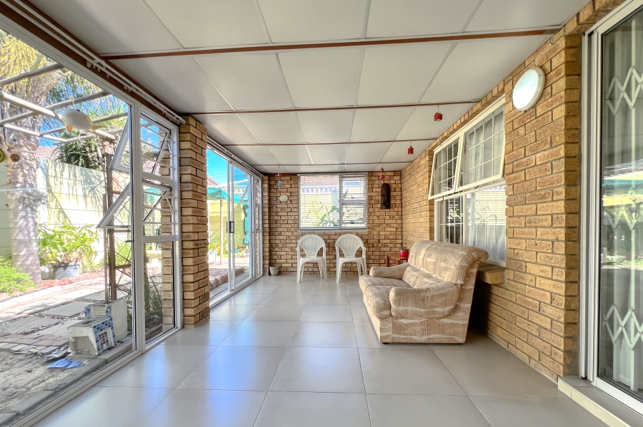 3 Bedroom Property for Sale in Protea Heights Western Cape